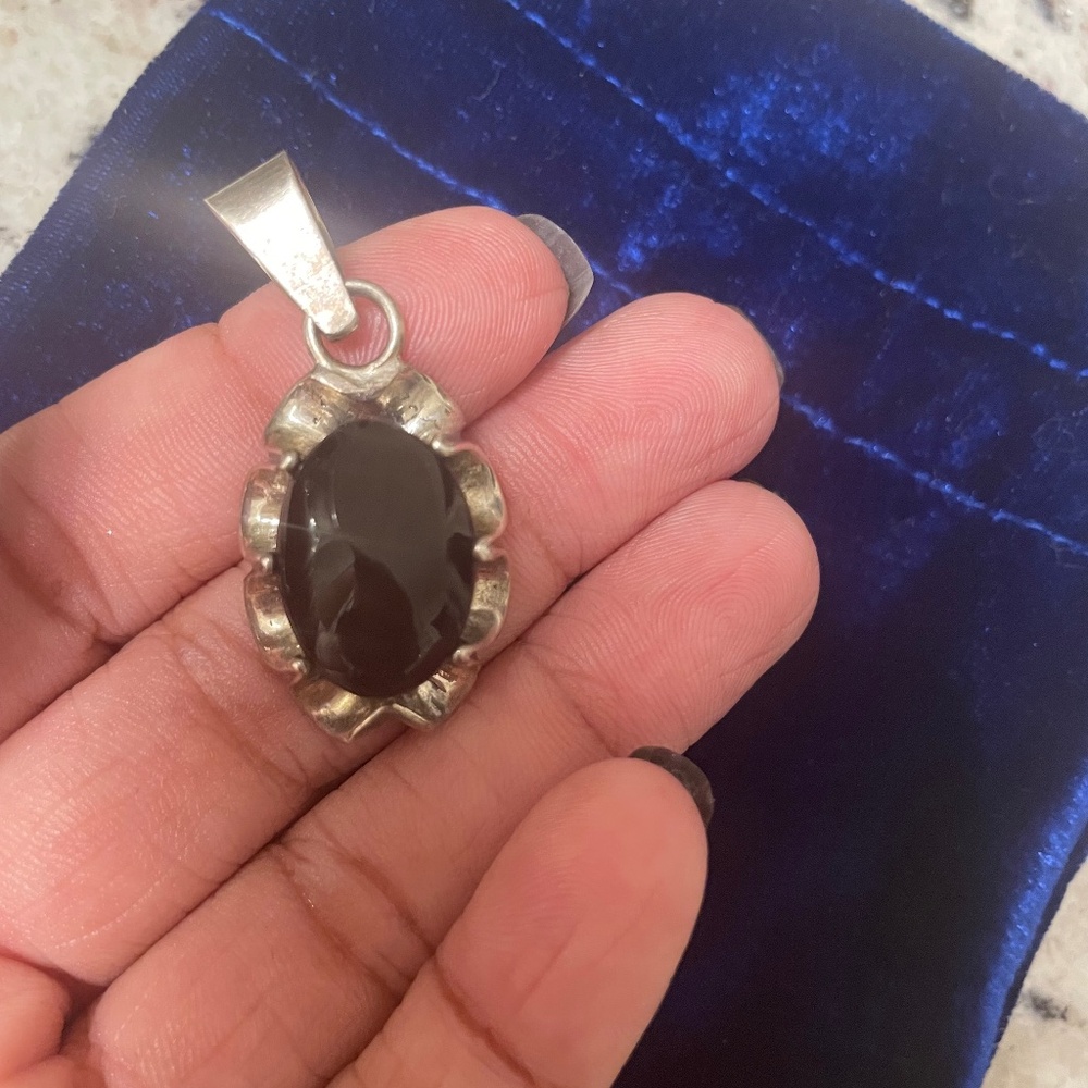 Vintage Sterling Silver .925 Mexico Stamped Black Onyx Pendant
